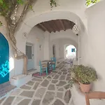 Frida' S Mansion